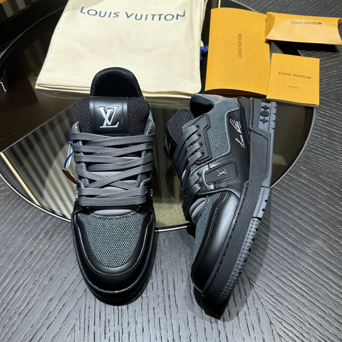 LOU1VTON SNEAKER