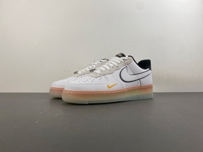 Nike Air Force 1 '07 IQ0228-100