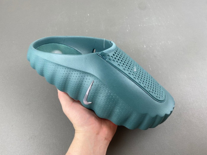 Nike Mind 001 Slide