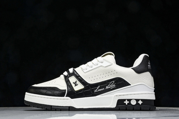 LOU1VTON SNEAKER