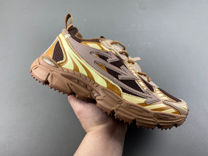 OFF-WHITE BE RIGHT BACK