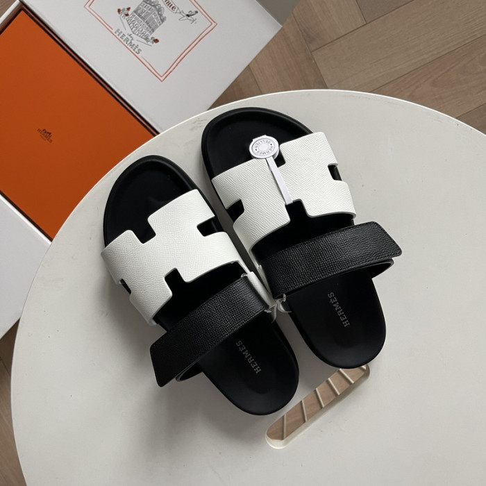 Her*mès Sandal