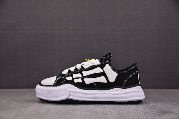 MMY&AMIRI Sneaker