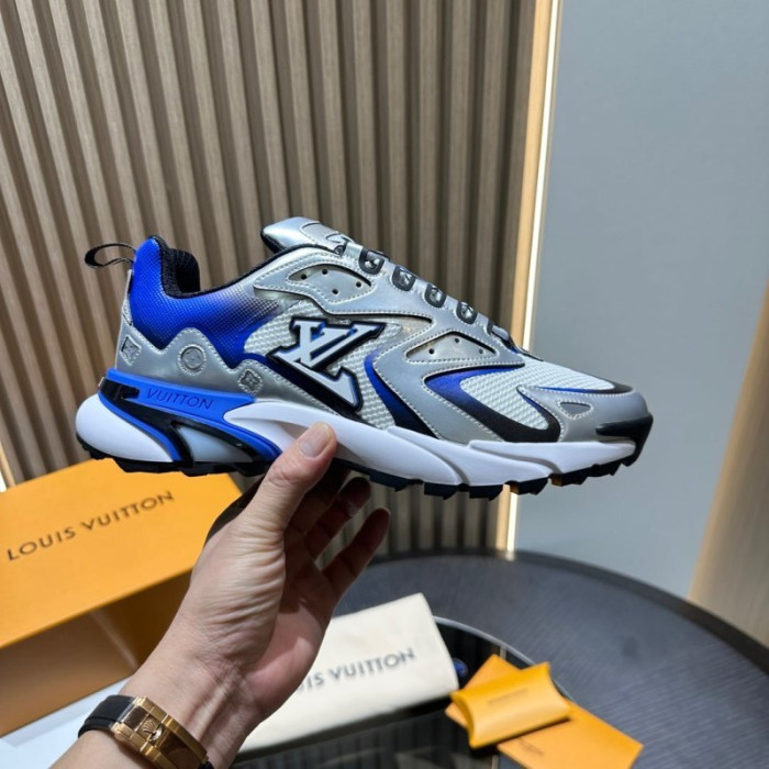 LOU1VTON SNEAKER