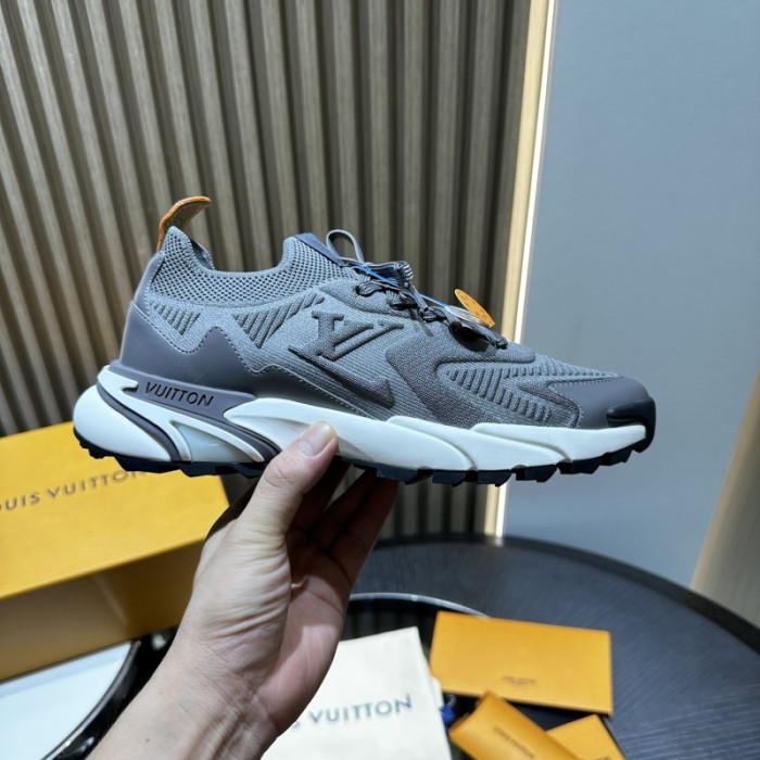 LOU1VTON SNEAKER