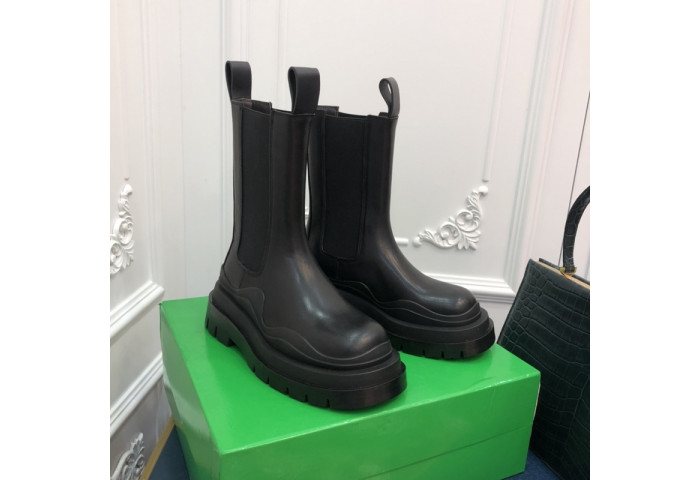 Botteg*Venta Tire Leather Ankle boots