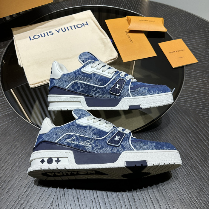 LOU1VTON SNEAKER