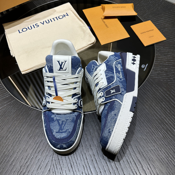 LOU1VTON SNEAKER