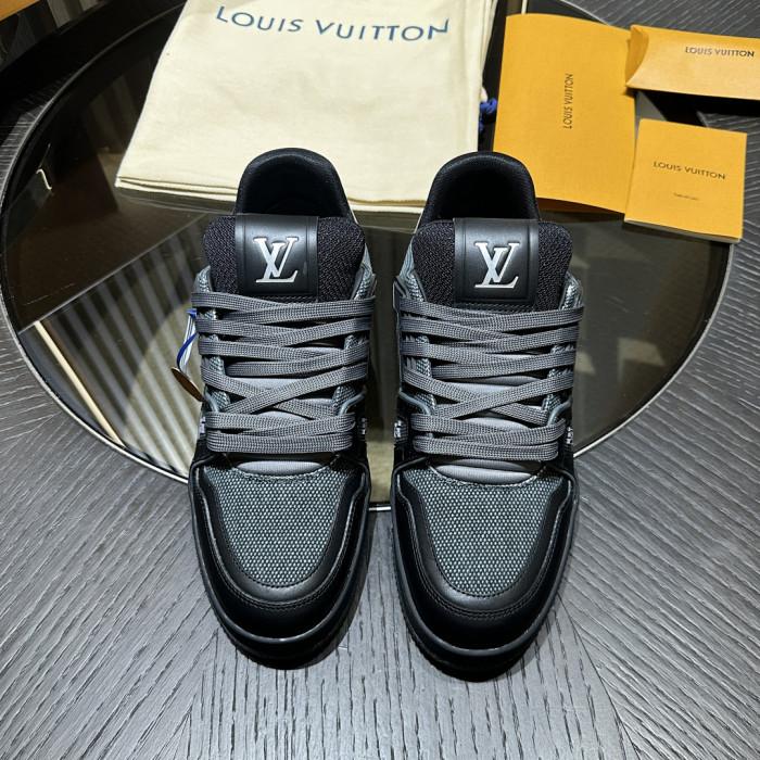 LOU1VTON SNEAKER