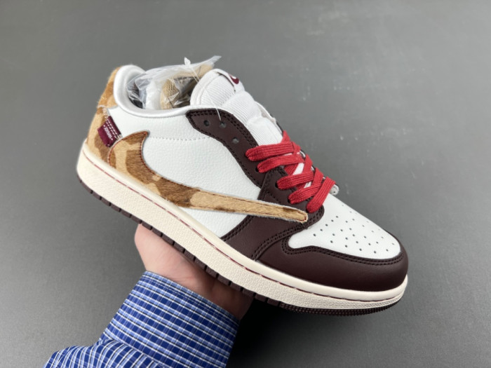 Travis Scott x Air Jordan 1 Low OG IQ5321-121