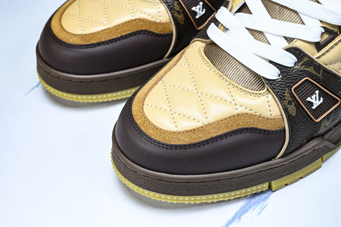 LOU1VTON SNEAKER