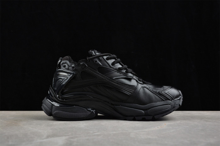 BLCG RUNNER SNEAKER