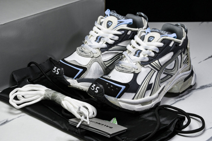 BLCG RUNNER SNEAKER
