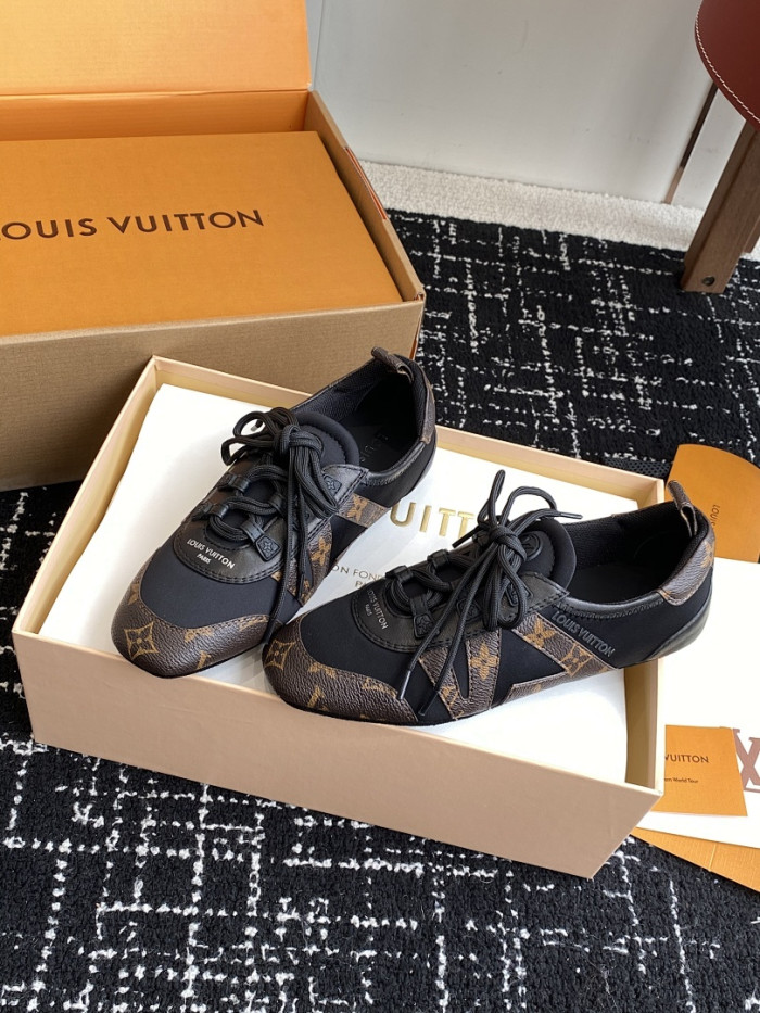 LOU1VTON SNEAKER