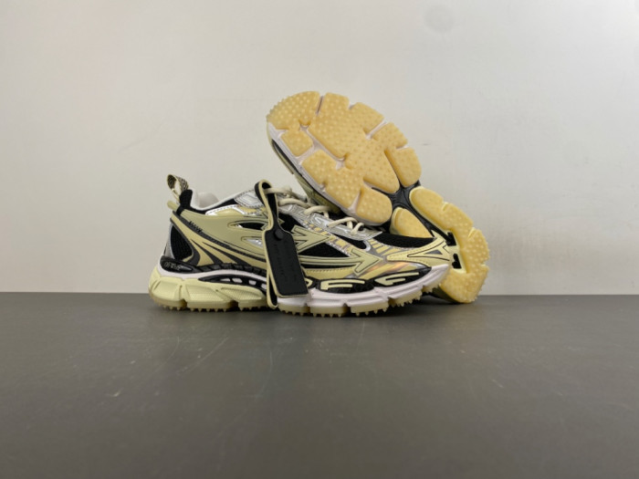OFF-WHITE BE RIGHT BACK