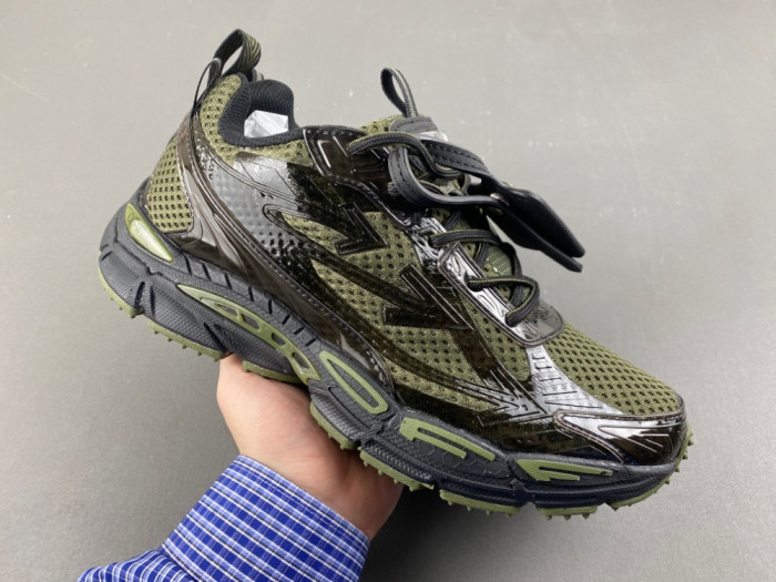 OFF-WHITE BE RIGHT BACK