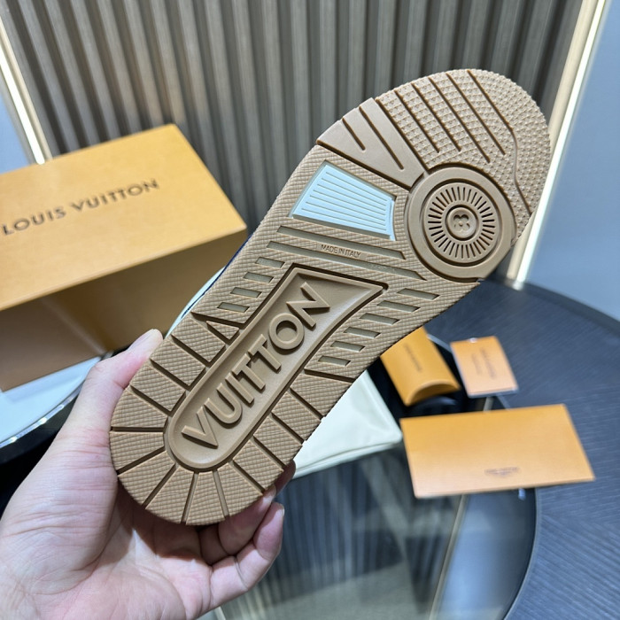 LOU1VTON SNEAKER