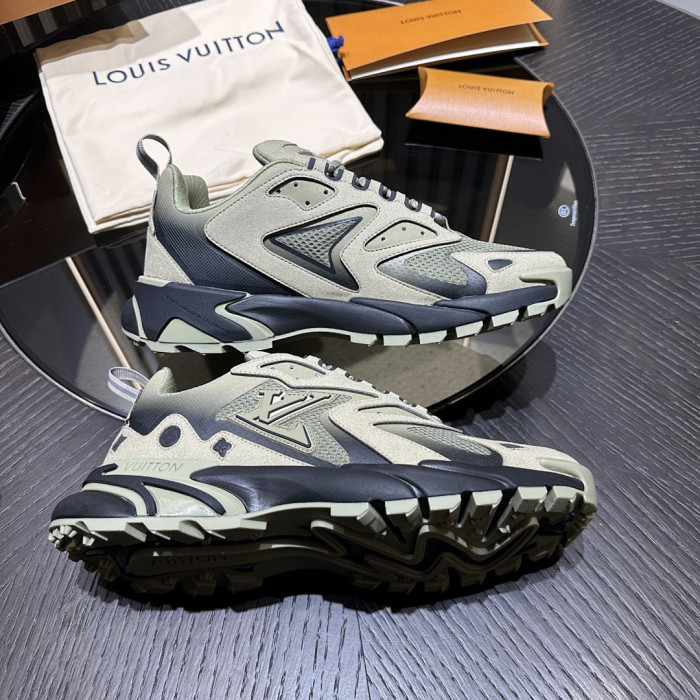 LOU1VTON SNEAKER