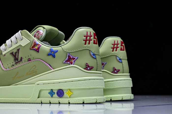LOU1VTON SNEAKER