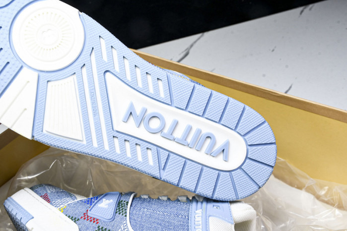 LOU1VTON SNEAKER