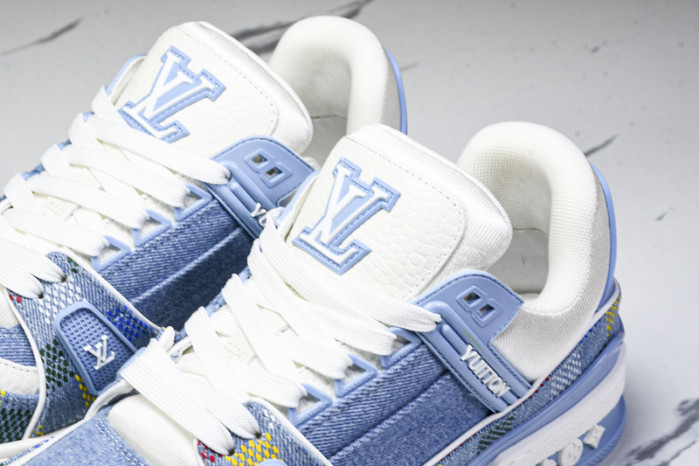 LOU1VTON SNEAKER