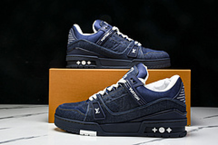 LOU1VTON SNEAKER