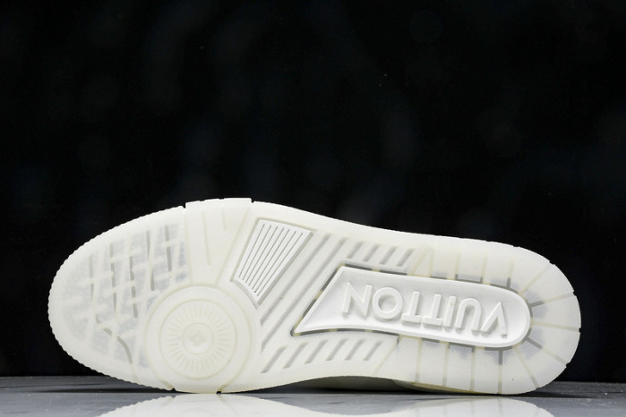 LOU1VTON SNEAKER