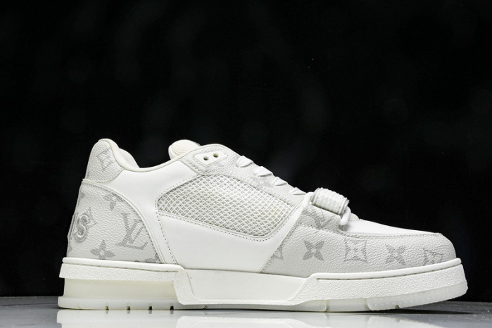 LOU1VTON SNEAKER