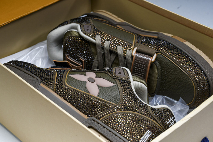 LOU1VTON SNEAKER
