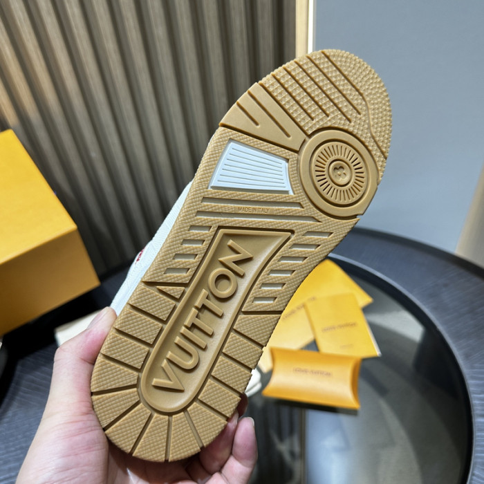 LOU1VTON SNEAKER
