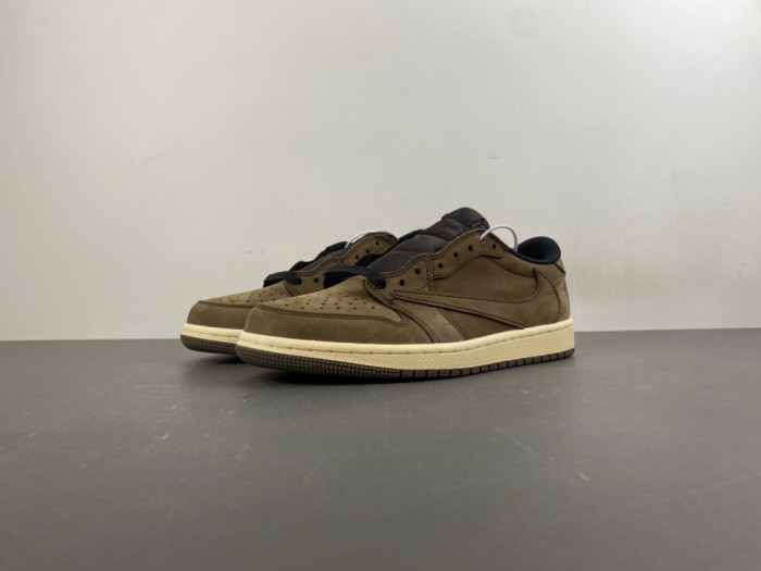 Travis Scott x Air Jordan 1 Low OG DM7866-203