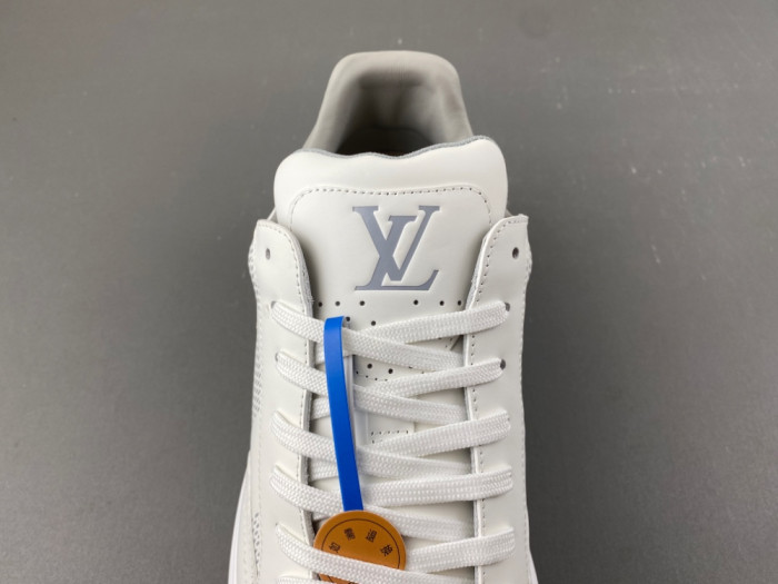 LOU1VTON SNEAKER