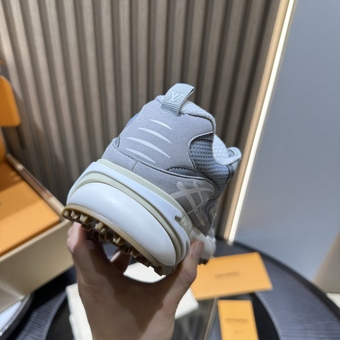 LOU1VTON SNEAKER