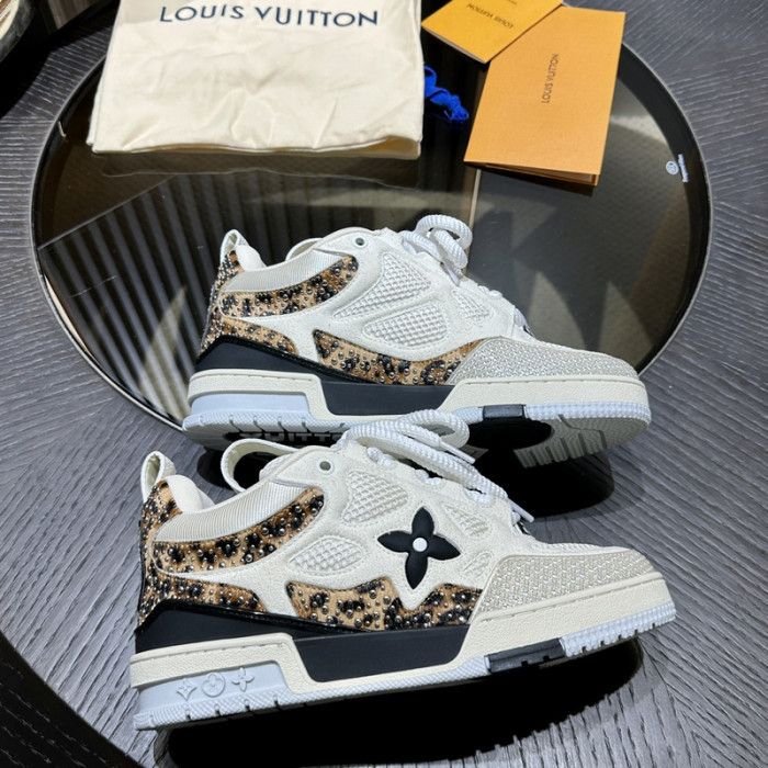 LOU1VTON SNEAKER