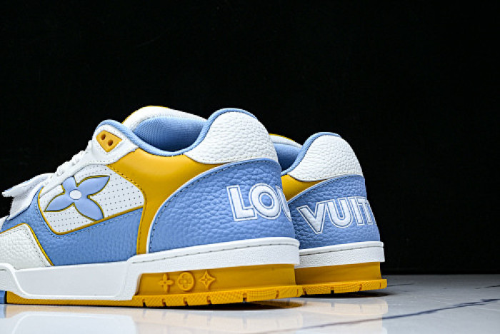 LOU1VTON SNEAKER