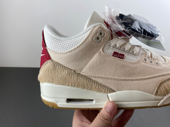 Air Jordan 3 Retro Levi’s Lunar New Year IR0910-400