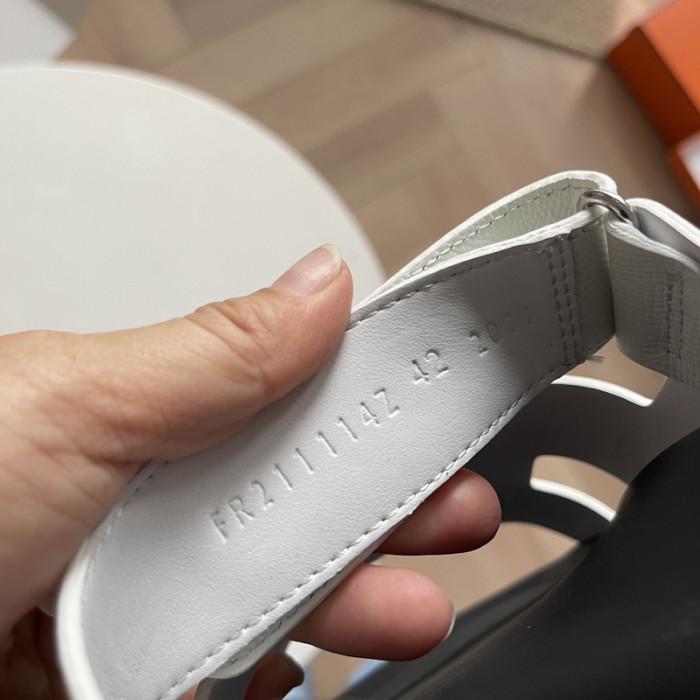 Her*mès Sandal