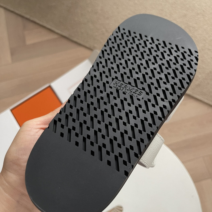 Her*mès Sandal