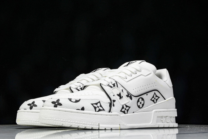 LOU1VTON SNEAKER