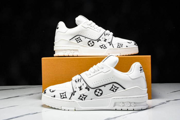 LOU1VTON SNEAKER