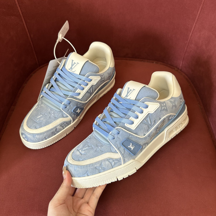 LOU1VTON SNEAKER