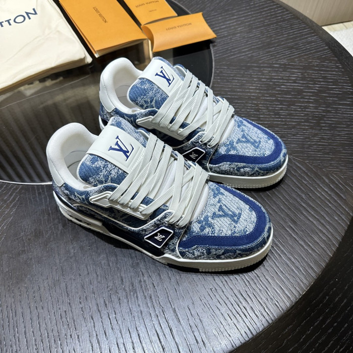 LOU1VTON SNEAKER