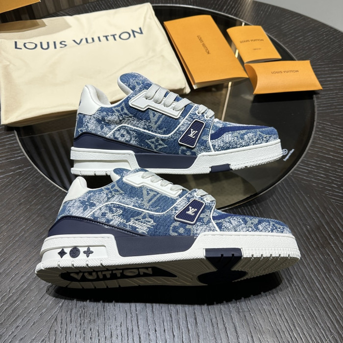 LOU1VTON SNEAKER