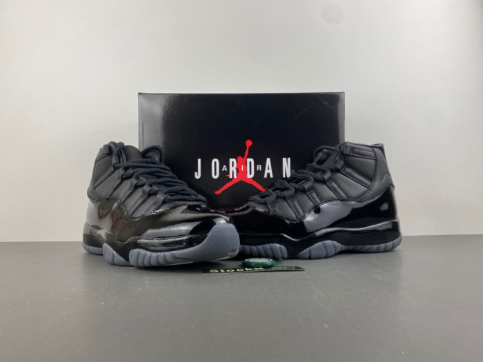 Air Jordan 11 Pack Expected Fall COMME des GARÇONS (2026) IV7639-001