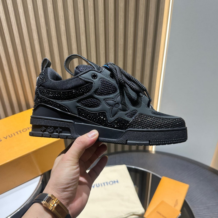LOU1VTON SNEAKER