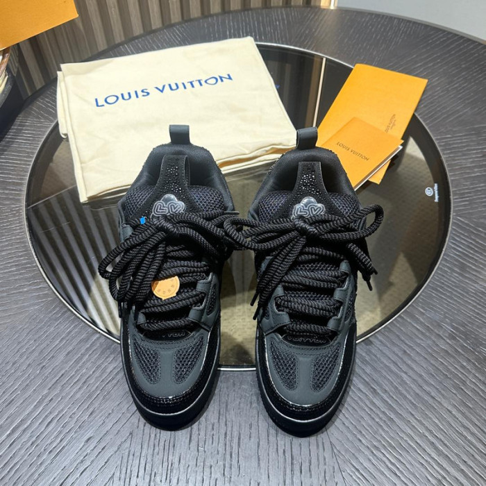 LOU1VTON SNEAKER