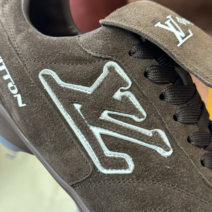 LOU1VTON SNEAKER