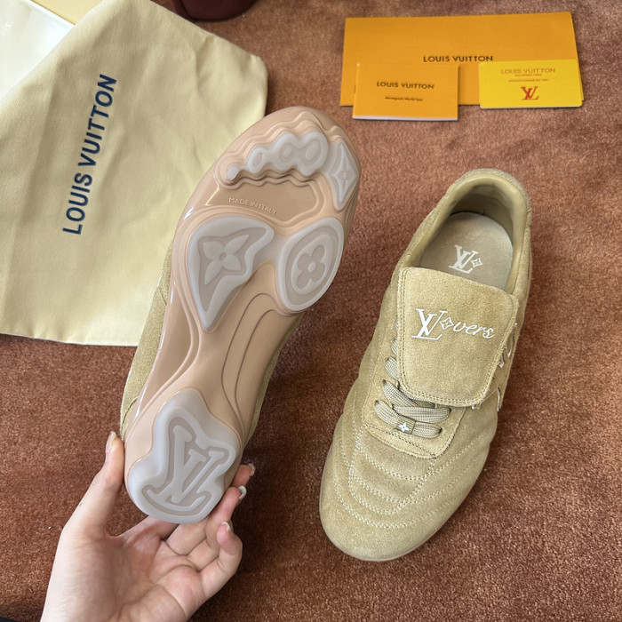 LOU1VTON SNEAKER