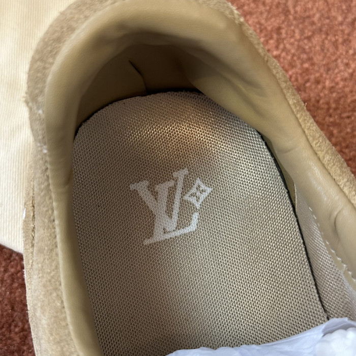 LOU1VTON SNEAKER