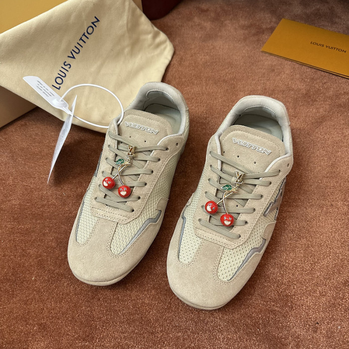 LOU1VTON SNEAKER